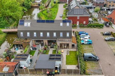 Hoekwoning Boterbloem 24 in 't Veld
