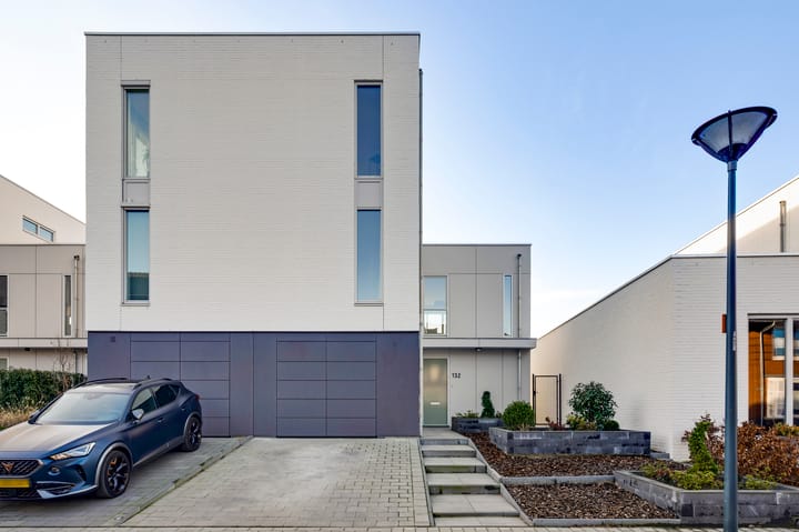 2-onder-1-kapwoning (dijkwoning) Aan de Dijk 132 in Herten