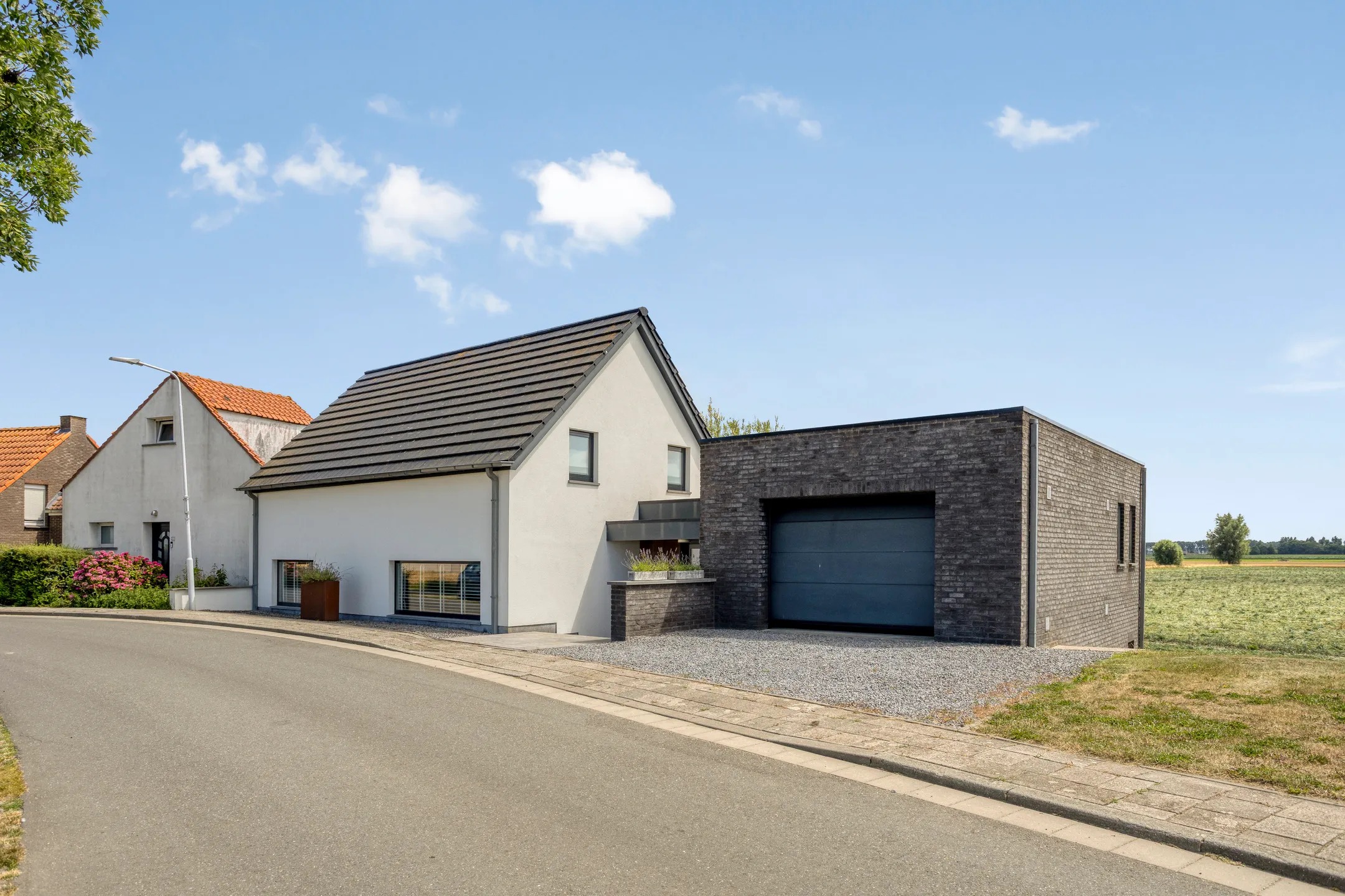 Geschakelde woning (dijkwoning) Graauwsedijk 29 Graauw