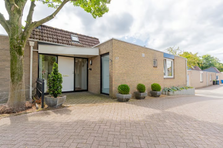 Hoekwoning Glanerbeek 57 in Zwolle