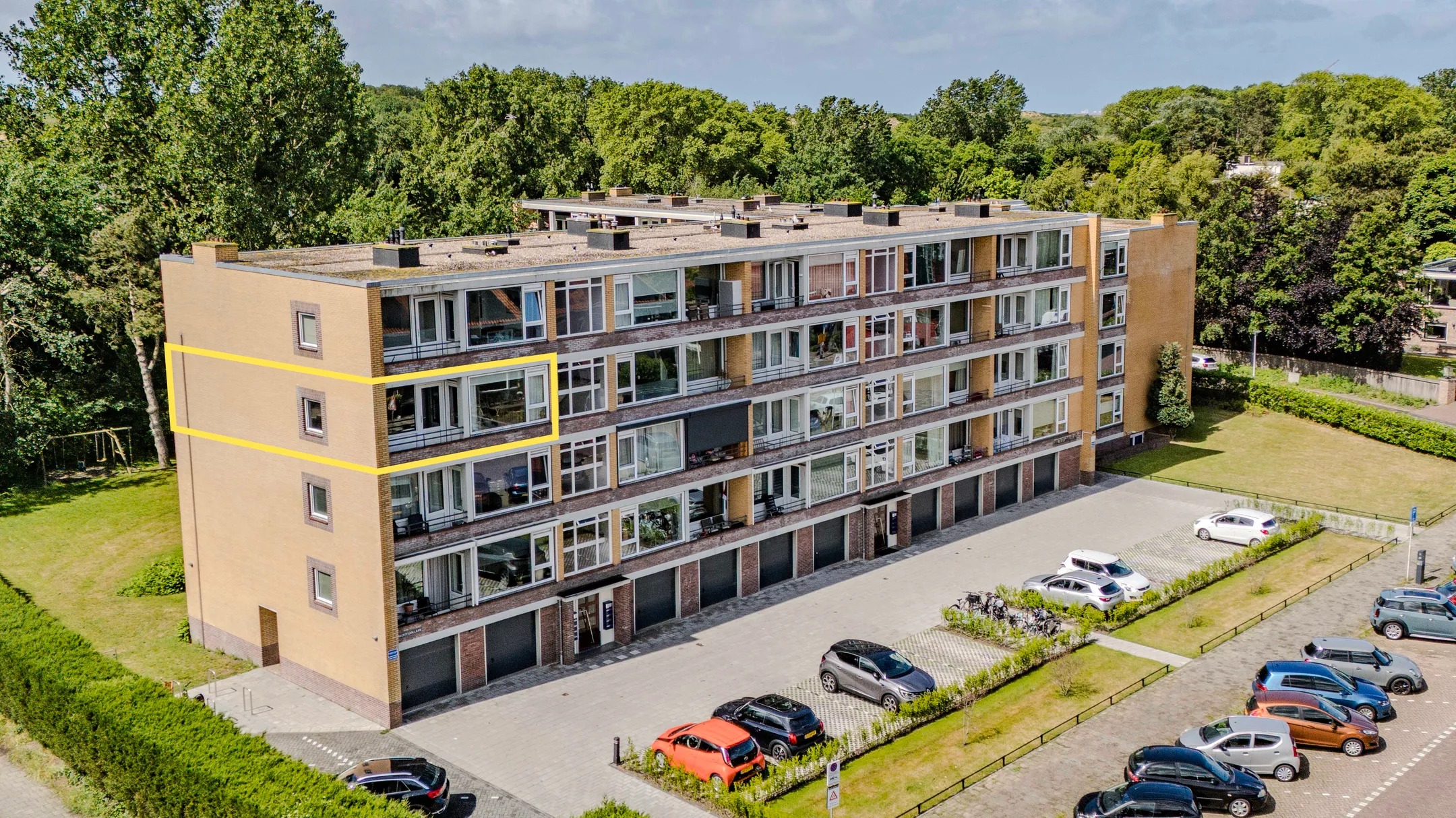 Portiekflat Nachtegaallaan 127 in Katwijk