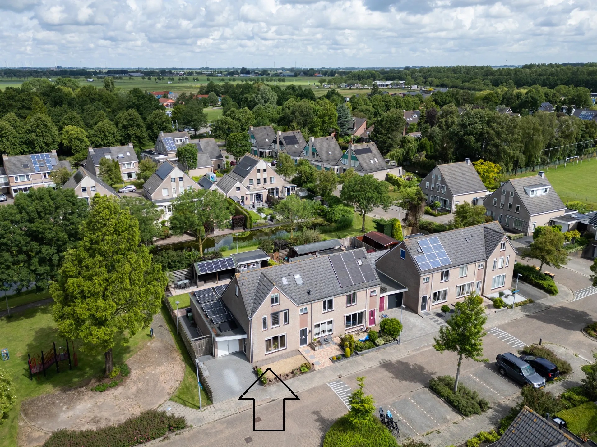 Hoekwoning Sint Franciscuslaan 12 in Wognum