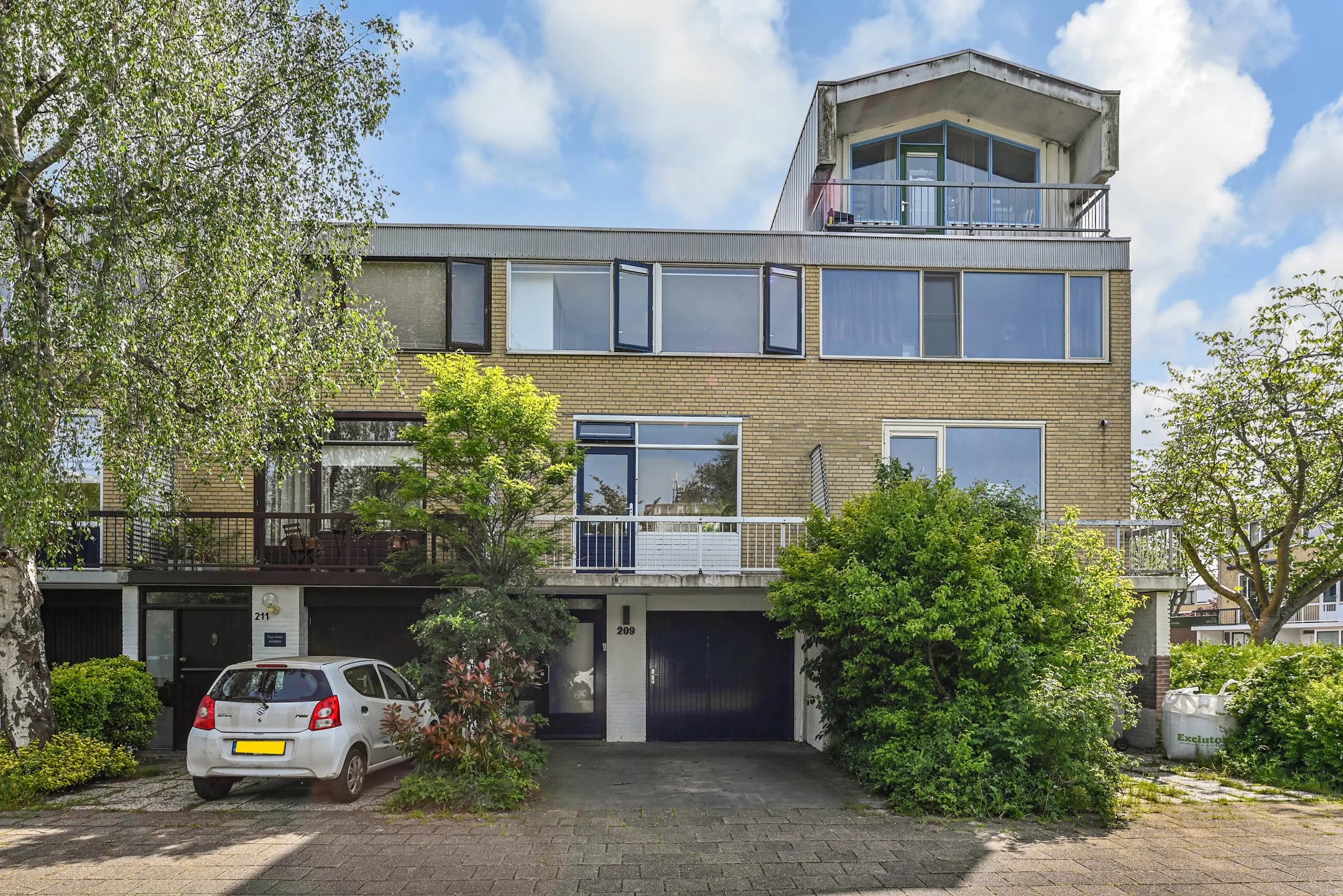 Tussenwoning (drive-in woning) Fivelingo 209 in Zoetermeer