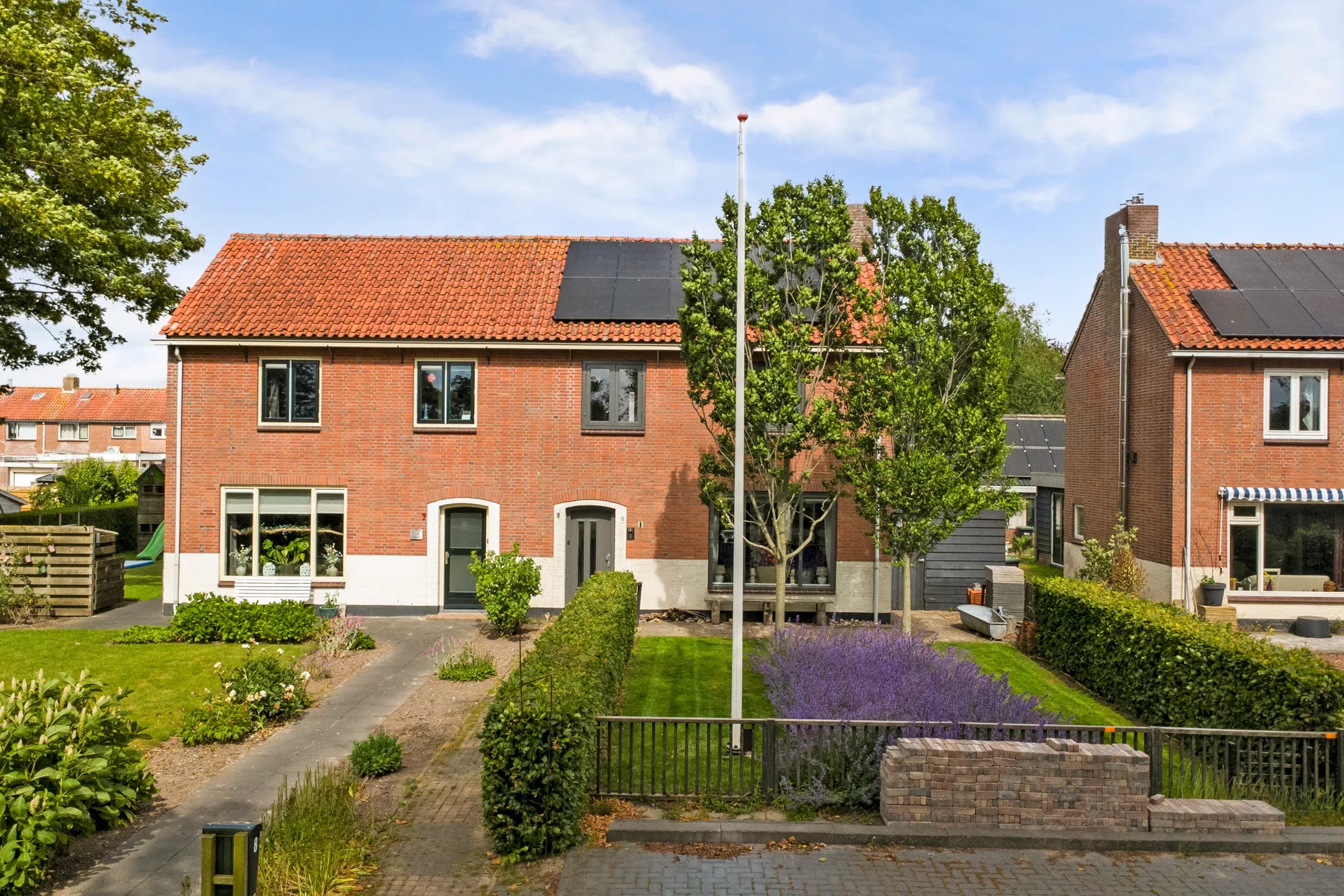 2-onder-1-kapwoning Koningin Wilhelminaweg 8 in Slootdorp
