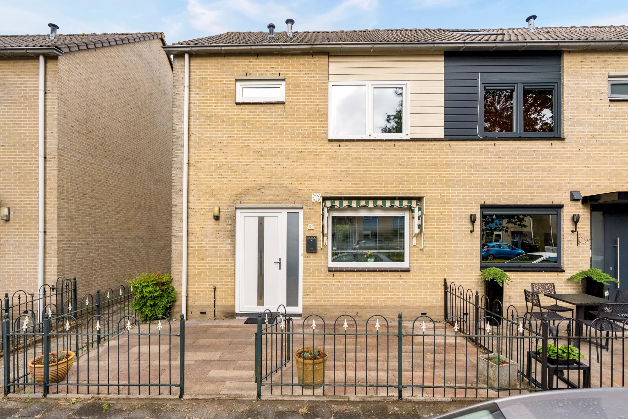 Hoekwoning Harpstraat 30 in Almere