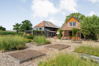 Woonboerderij, vrijstaande woning Meeleweg 7 in Nieuwleusen