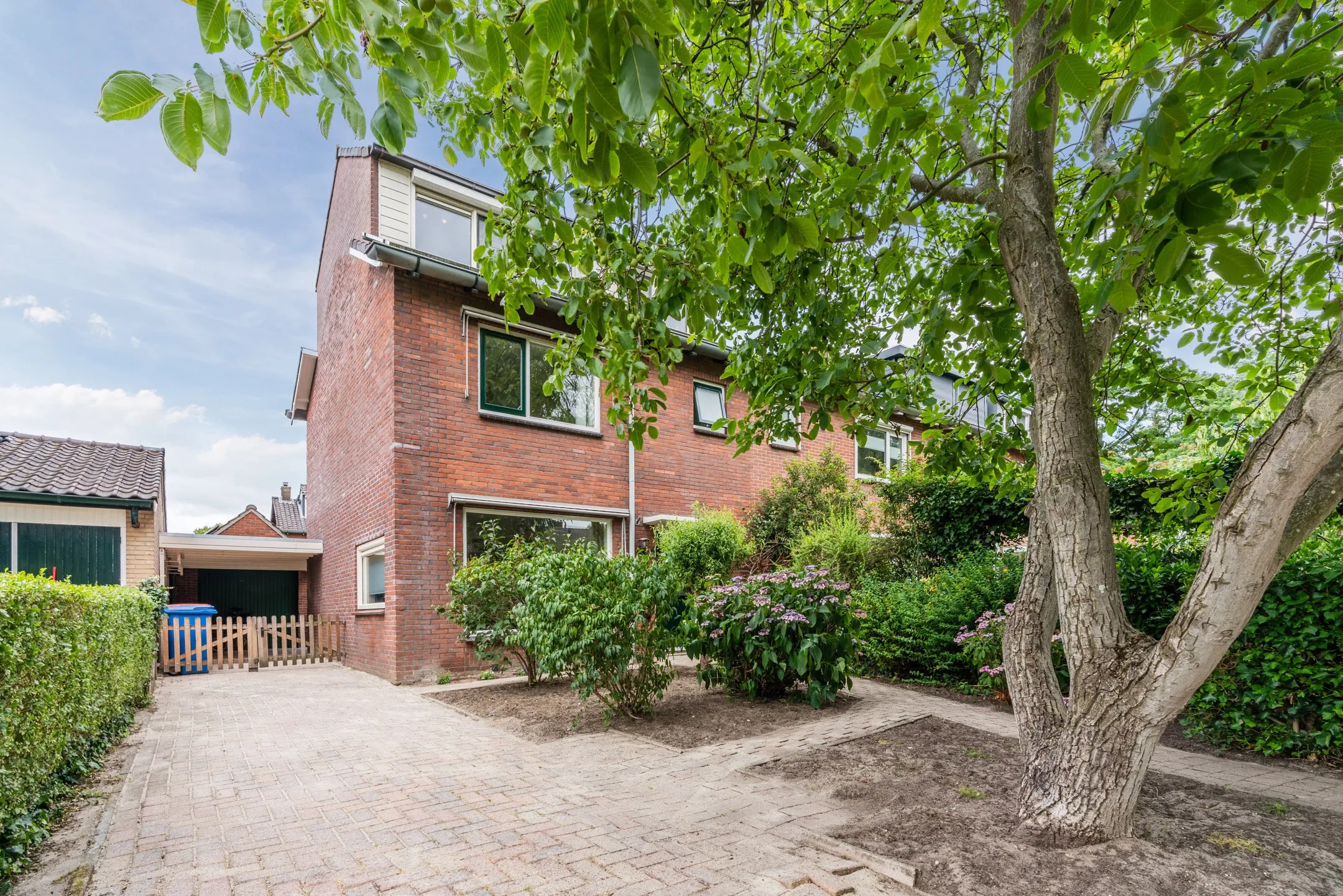 Hoekwoning Dr. Schaepmanlaan 30 in Zwolle