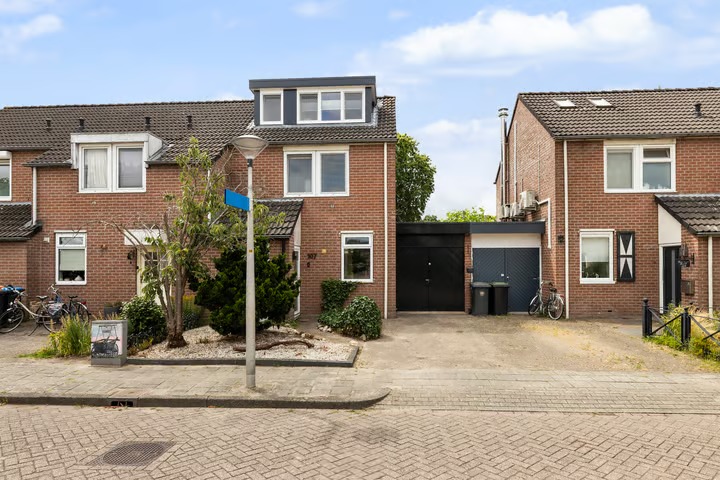 Eindwoning Hooiraamhoek 107 in Enschede