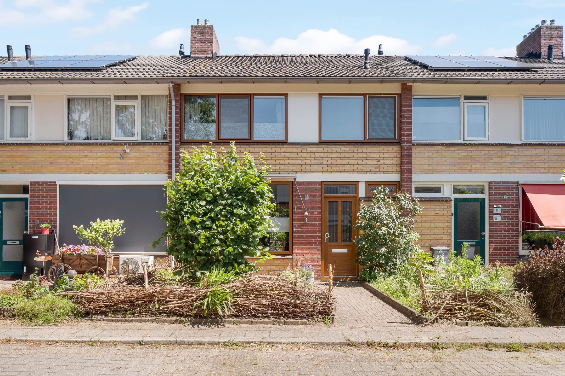 Tussenwoning Paulus Potterstraat 19 in Hardenberg