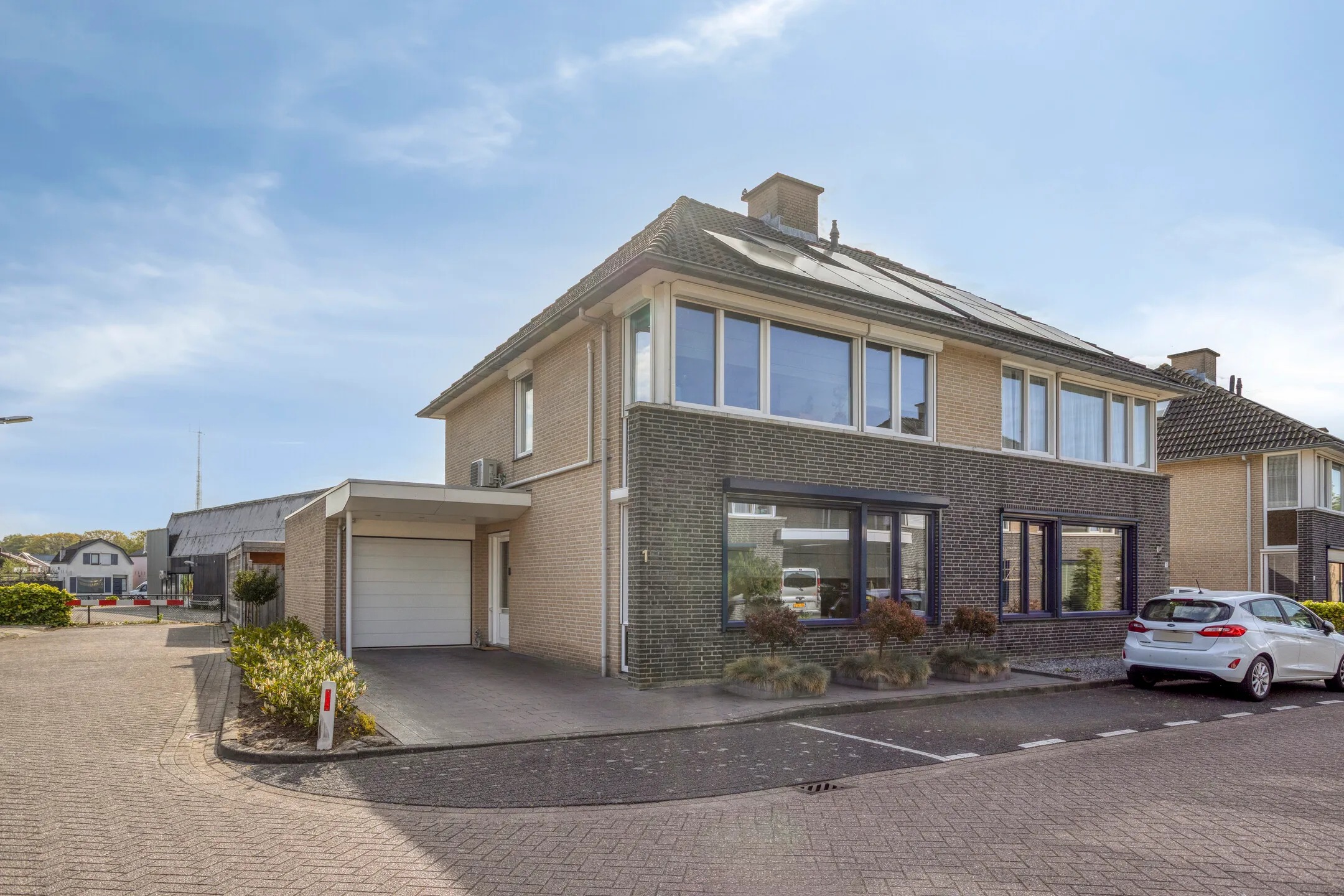 2-onder-1-kapwoning Bachlaan 1 in Hulst