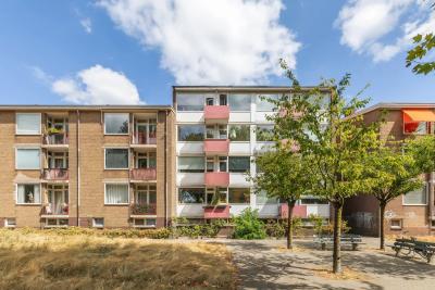 Portiekflat Wolvenlaan 57 in Hilversum