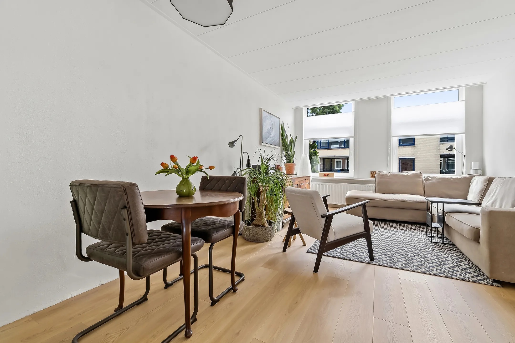 Bovenwoning Pluvierstraat 425 in Den Haag