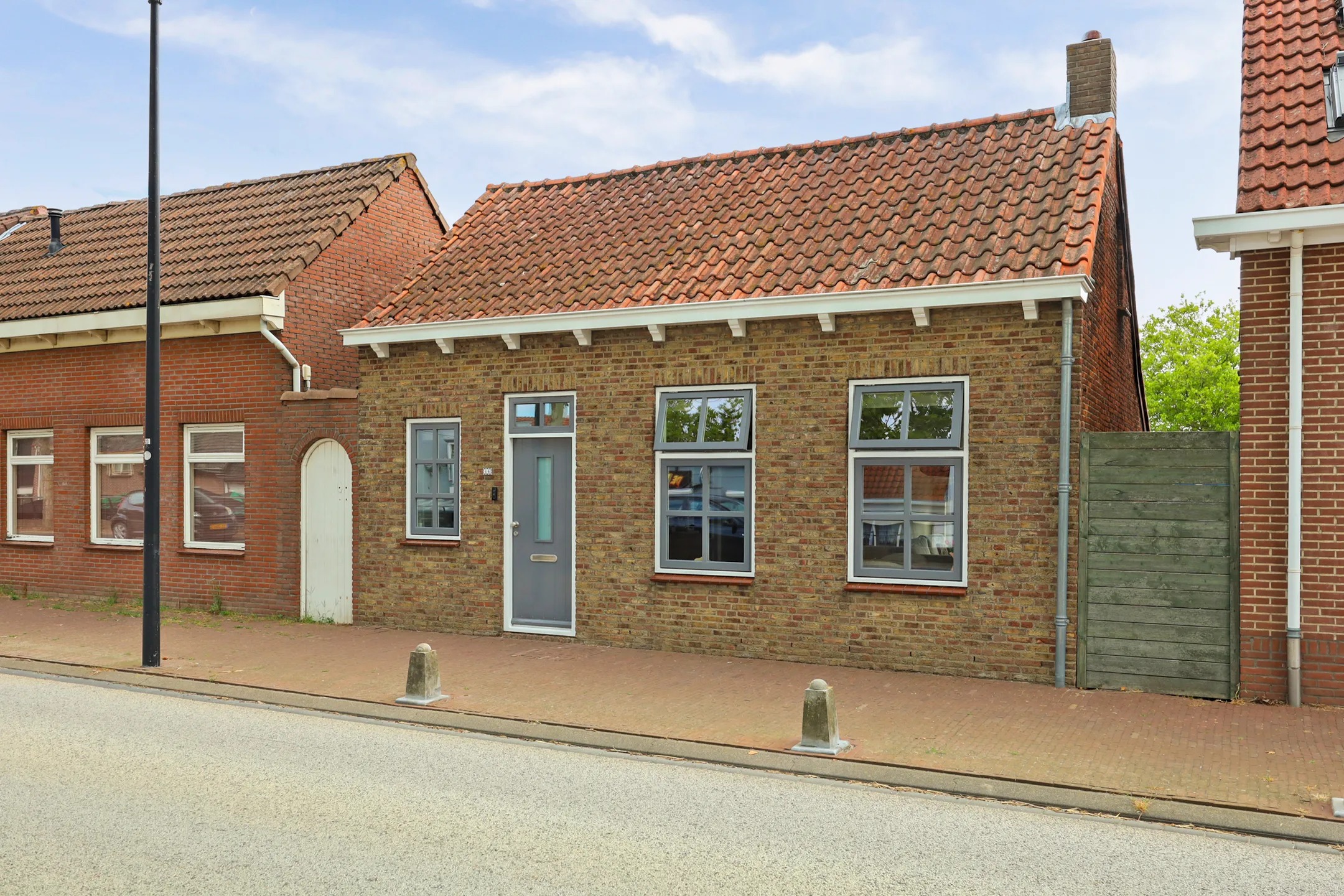 Vrijstaande woning (dijkwoning) Kuijpersdijk 16 in 's-Heerenhoek