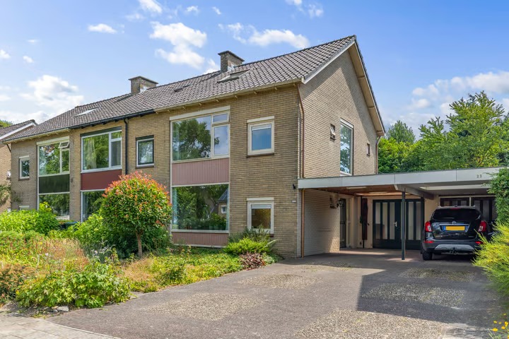 Hoekwoning Bongerdplein 22 in Epe