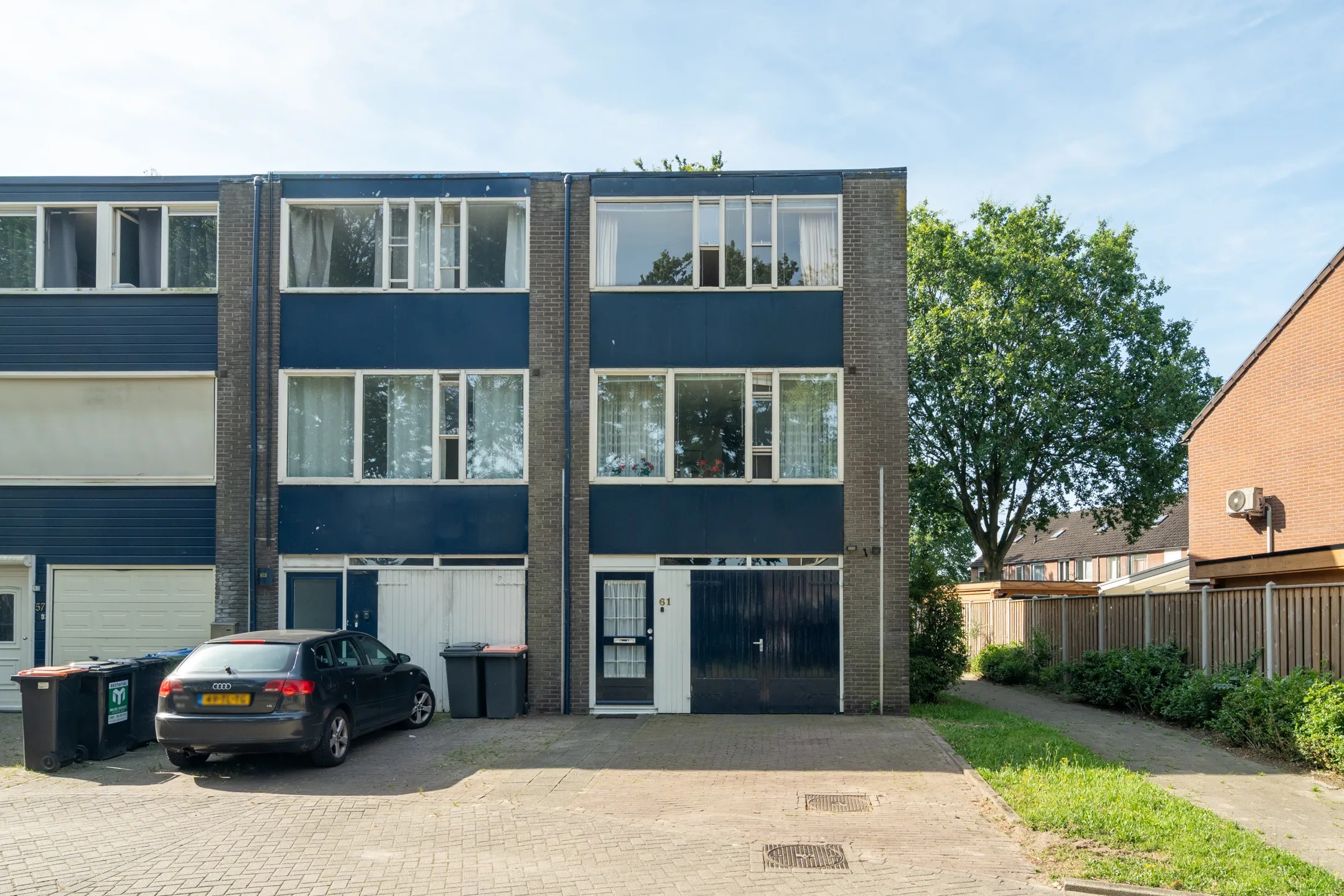 Hoekwoning Hanenberglanden 61 in Enschede