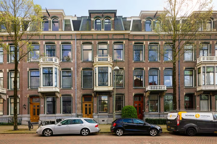 Tussenwoning Van Eeghenstraat 83 in Amsterdam