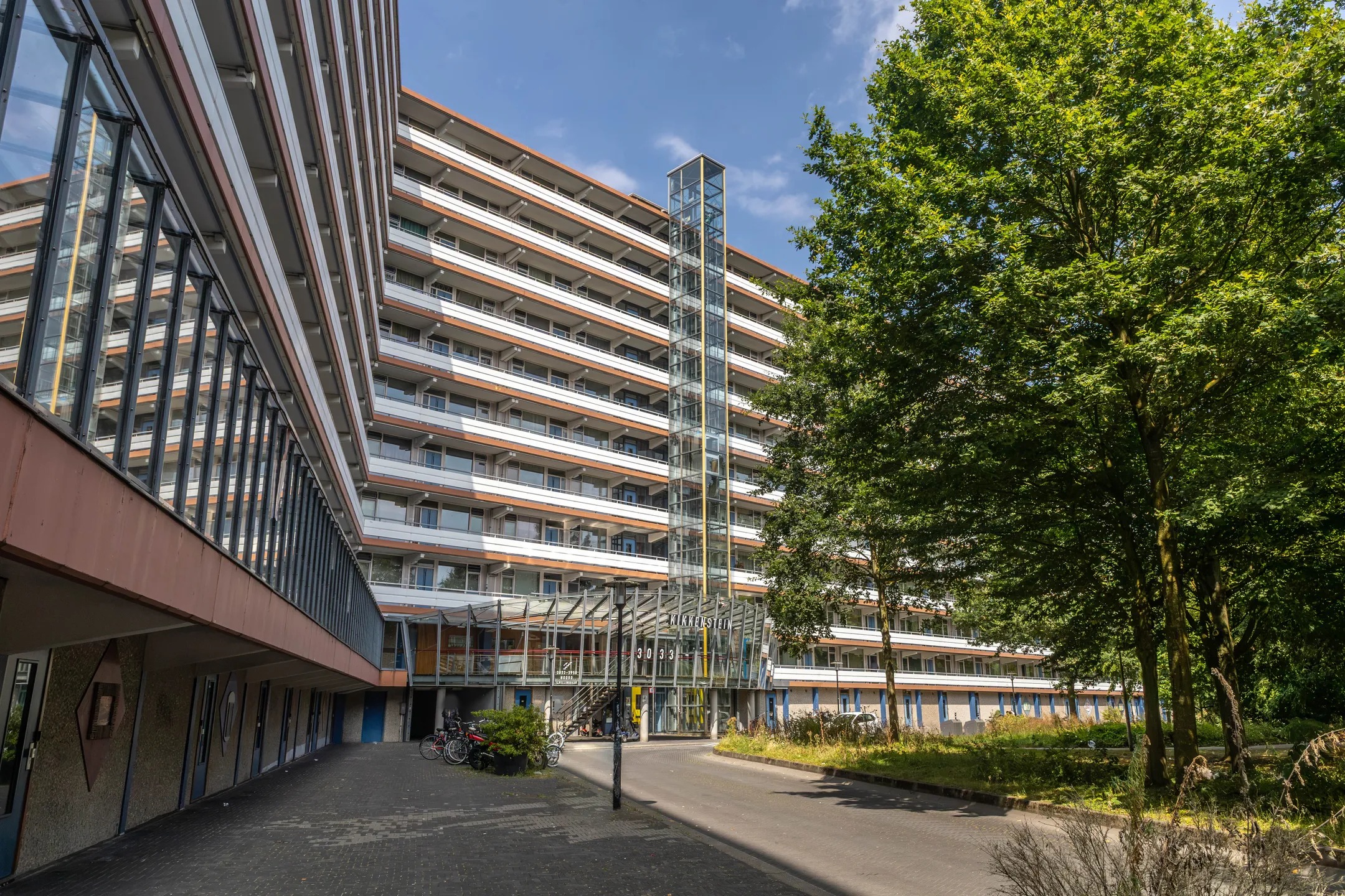 Galerijflat Kikkenstein 3750 in Amsterdam