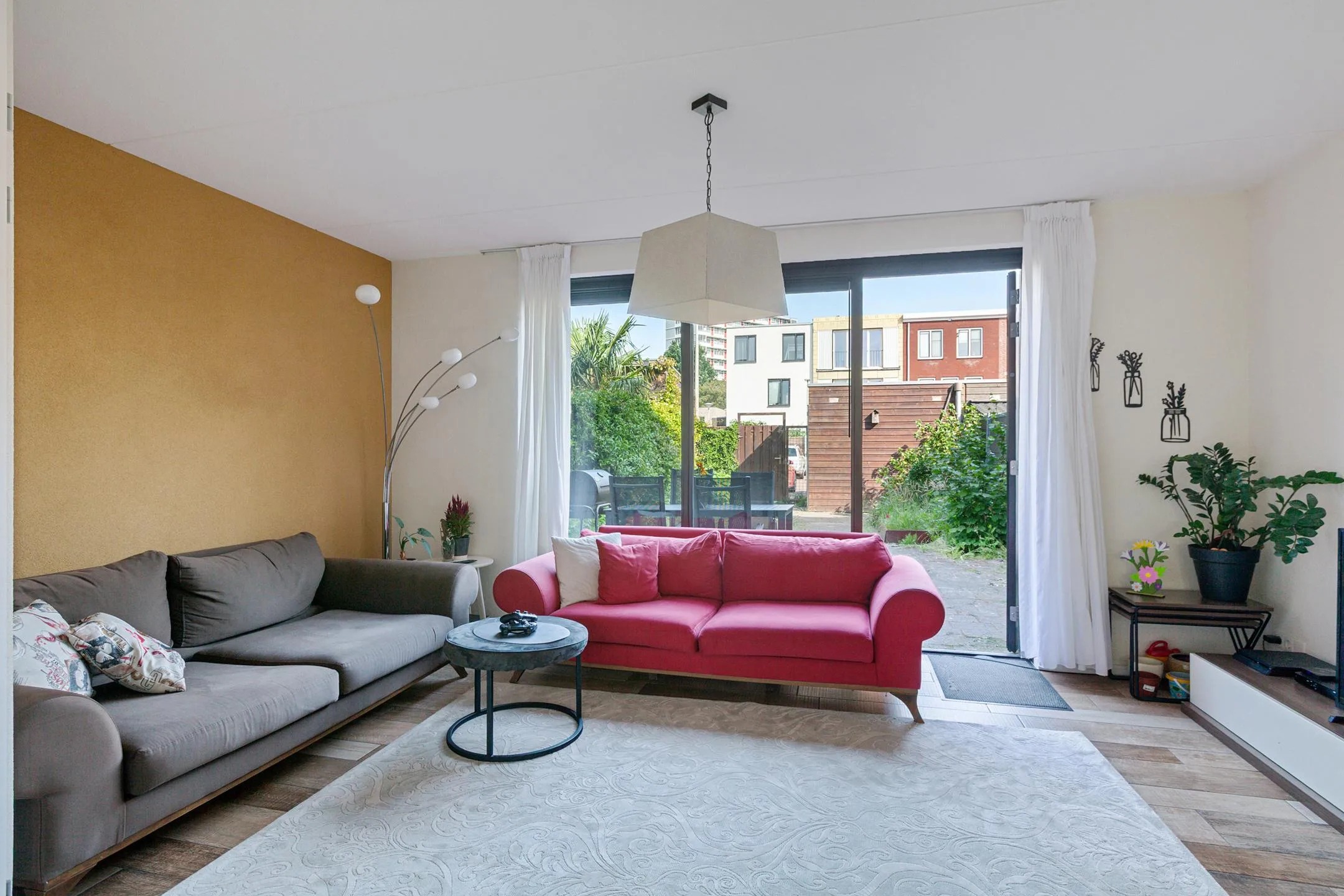 Geschakelde woning Biancaland 110 Den Haag