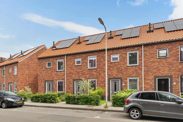 Tussenwoning Wicher Nijkampstraat 196 in Enschede