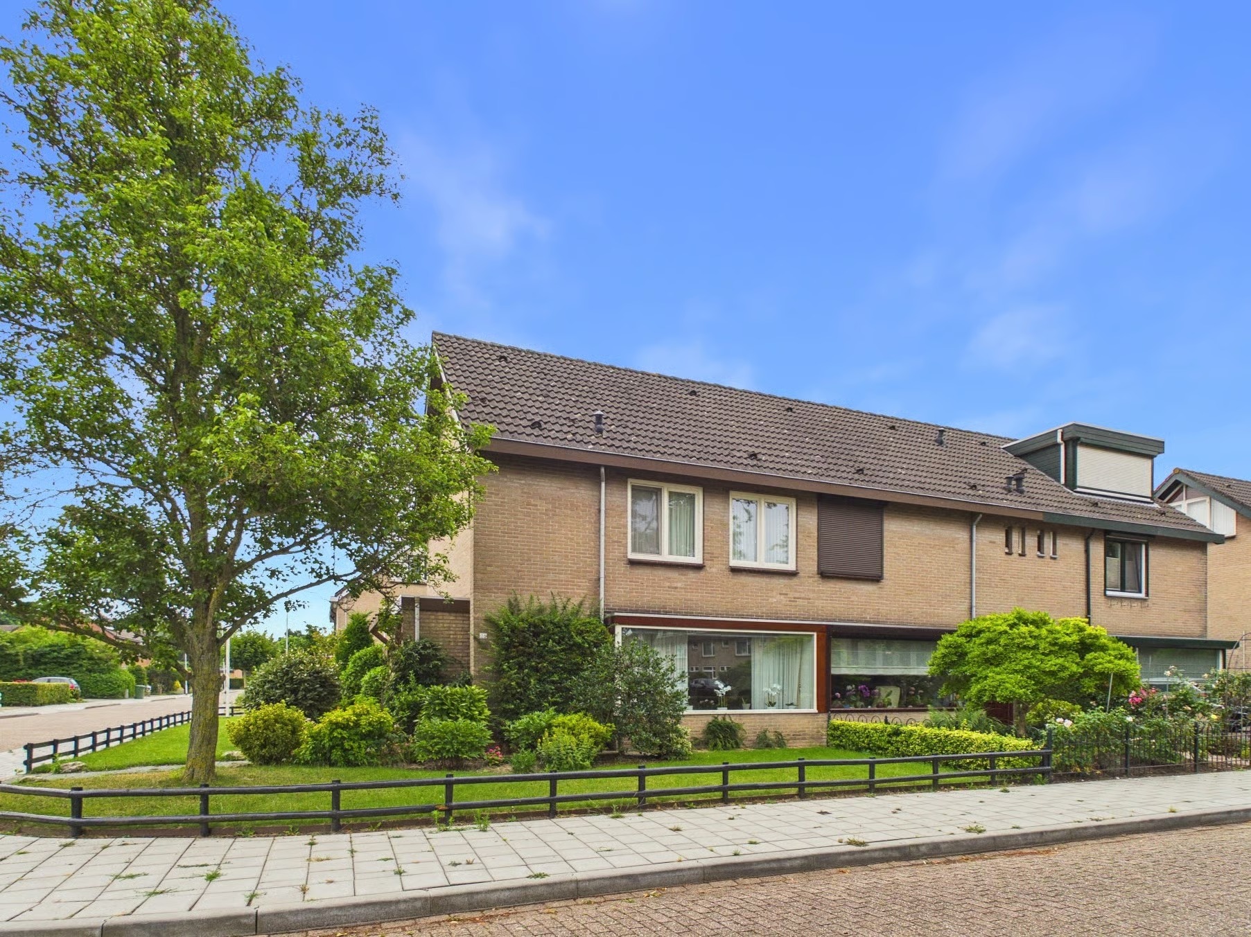 Hoekwoning Karel Doormanlaan 25 in Terneuzen