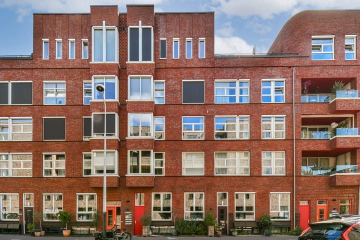Portiekwoning Revaleiland 377 Amsterdam