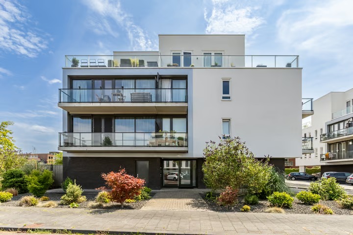Portiekflat Beneluxlaan 883 in Almere