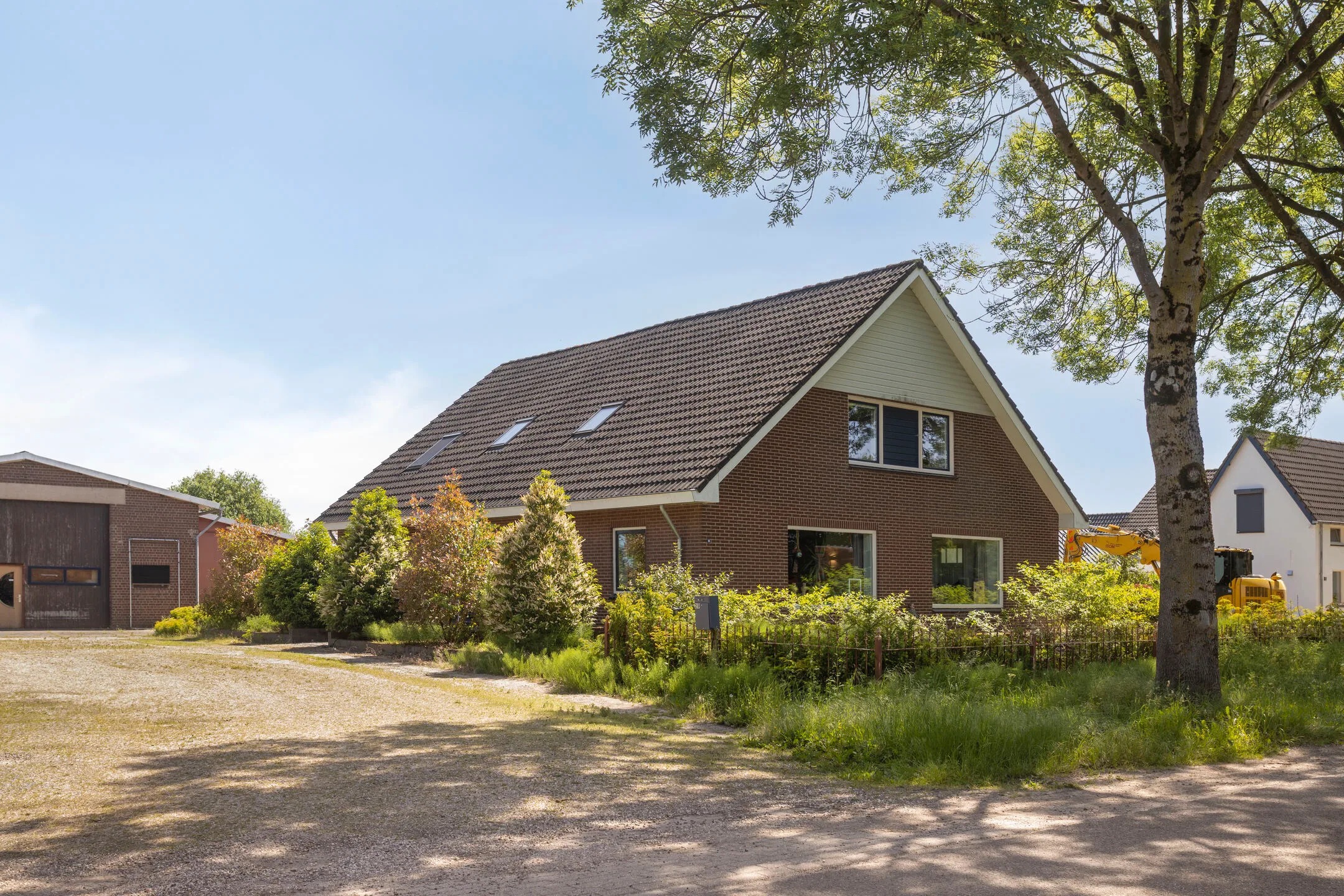 Vrijstaande woning (bedrijfs- of dienstwoning) Kampsestraat 29 in Angeren