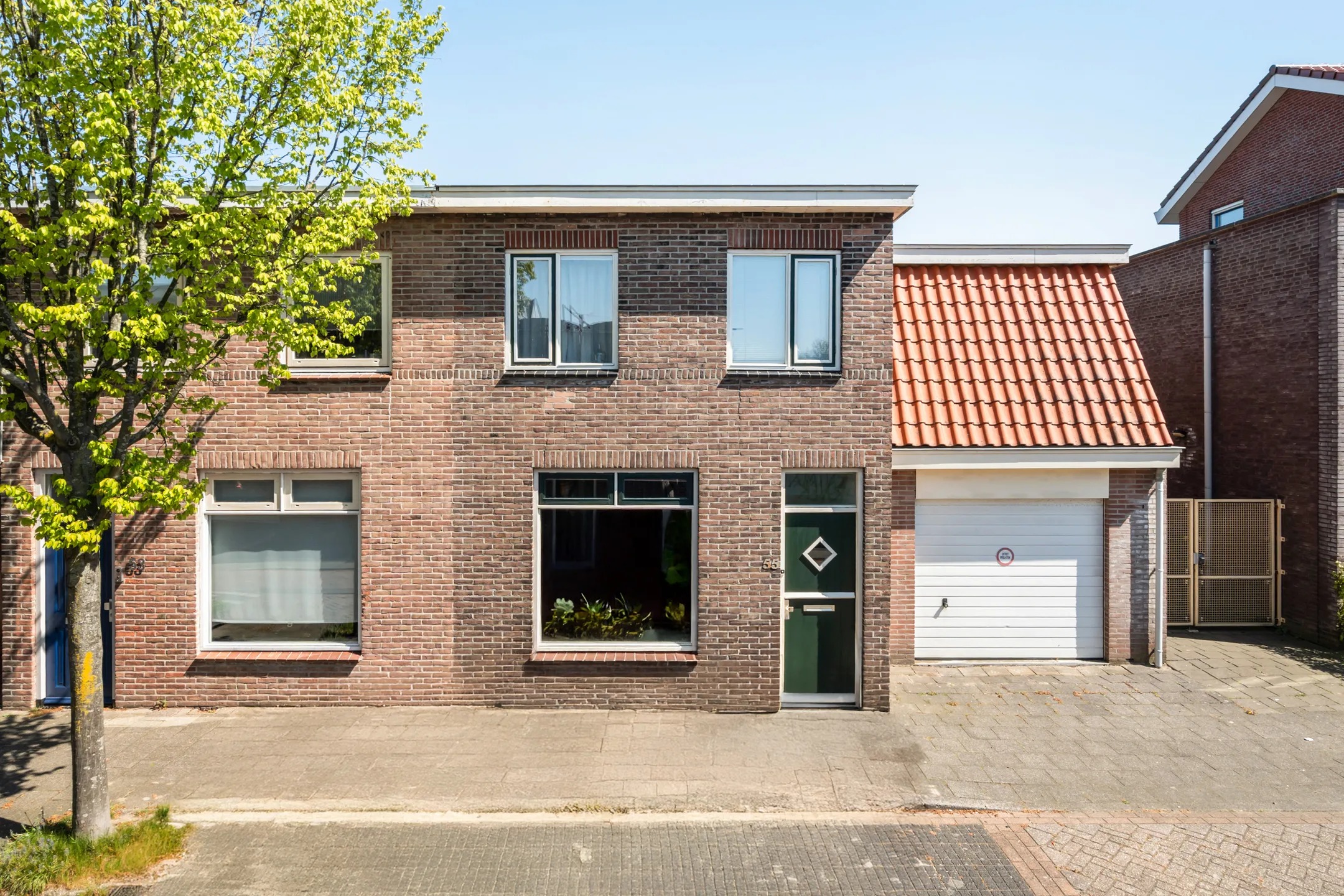 Hoekwoning Emmastraat 55 in Pijnacker