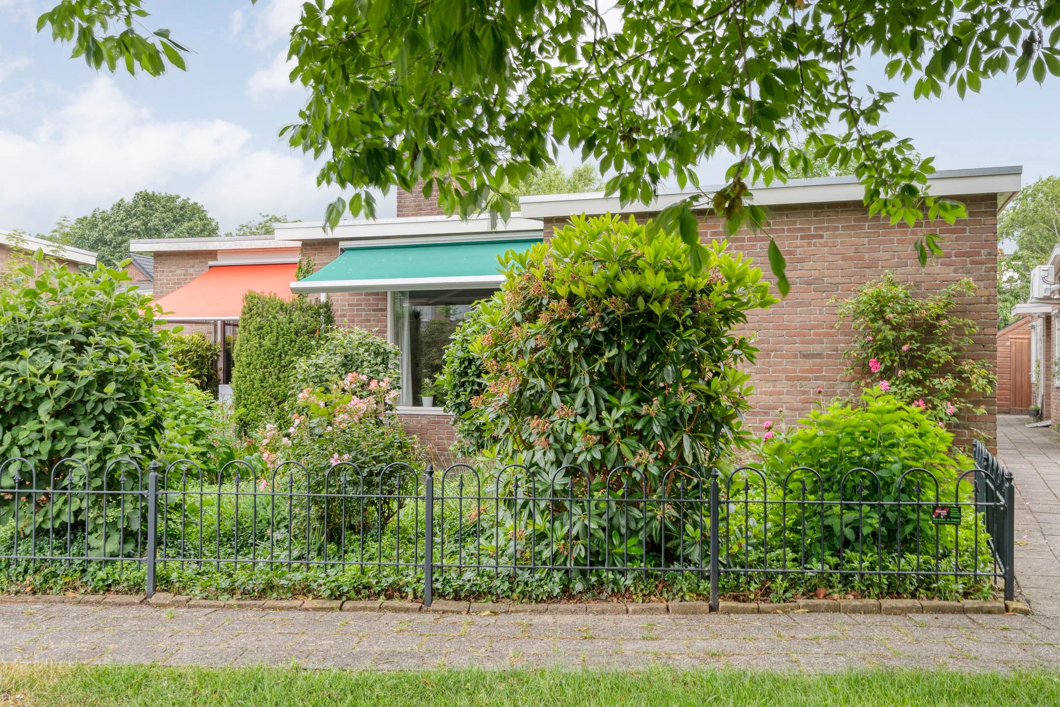 2-onder-1-kapwoning Hortensiastraat 28 in Dedemsvaart
