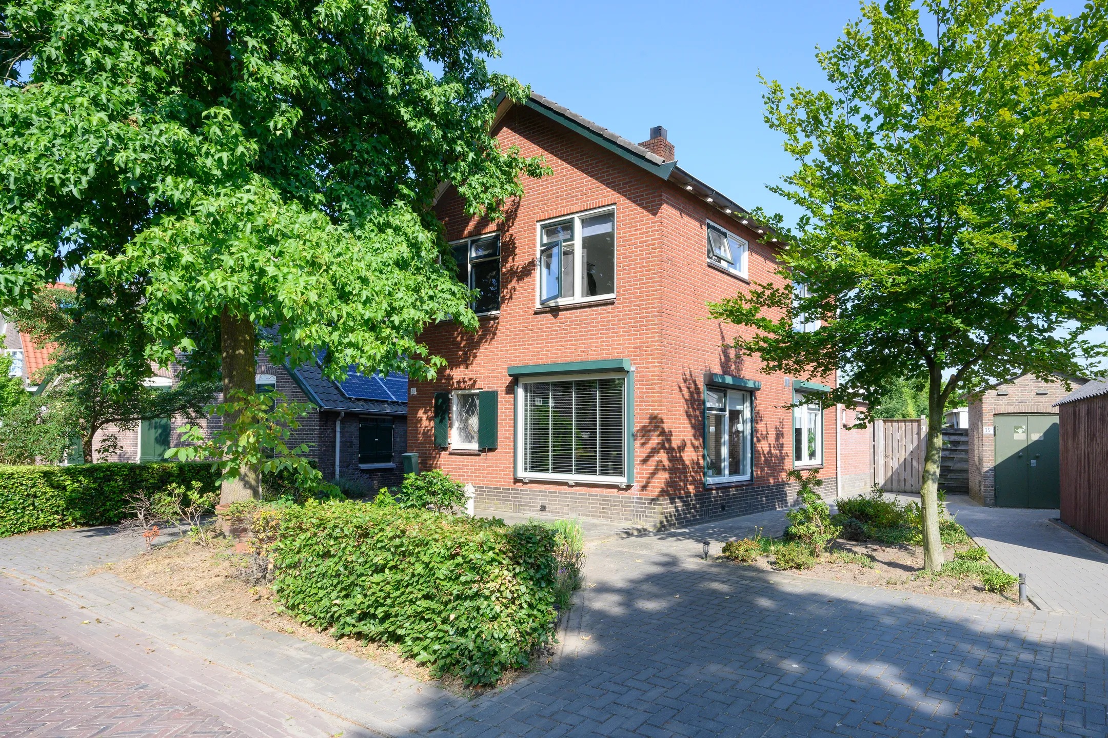 Vrijstaande woning Hoofdstraat 35 in Leuvenheim