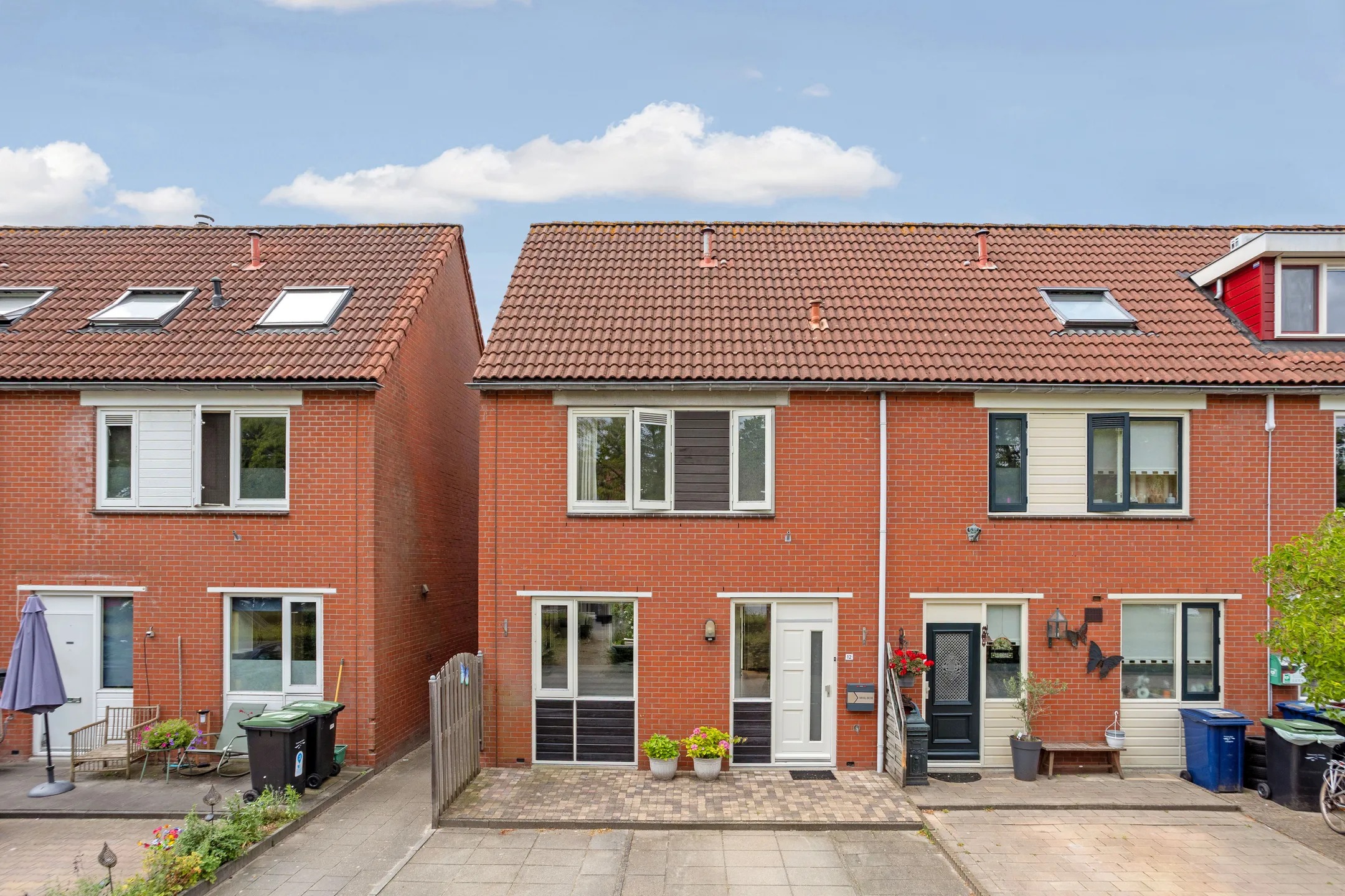 Eindwoning (hofjeswoning) Oesterplantsoen 12 in Almere