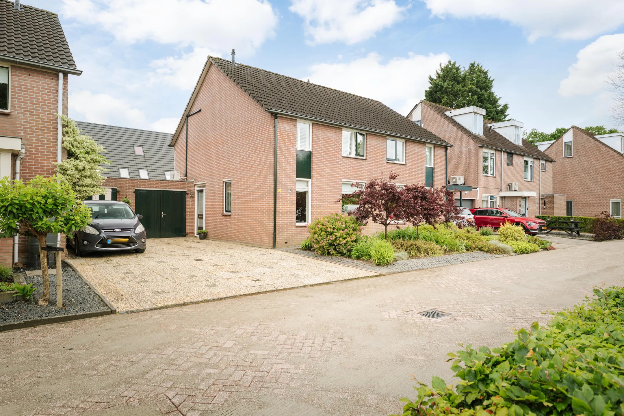 2-onder-1-kapwoning Mackenzieplaats 7 in Wilp