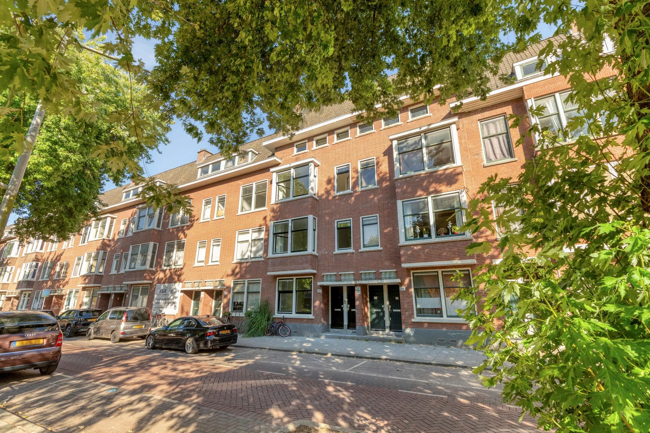 Bovenwoning Lange Hilleweg 203 A02 in Rotterdam