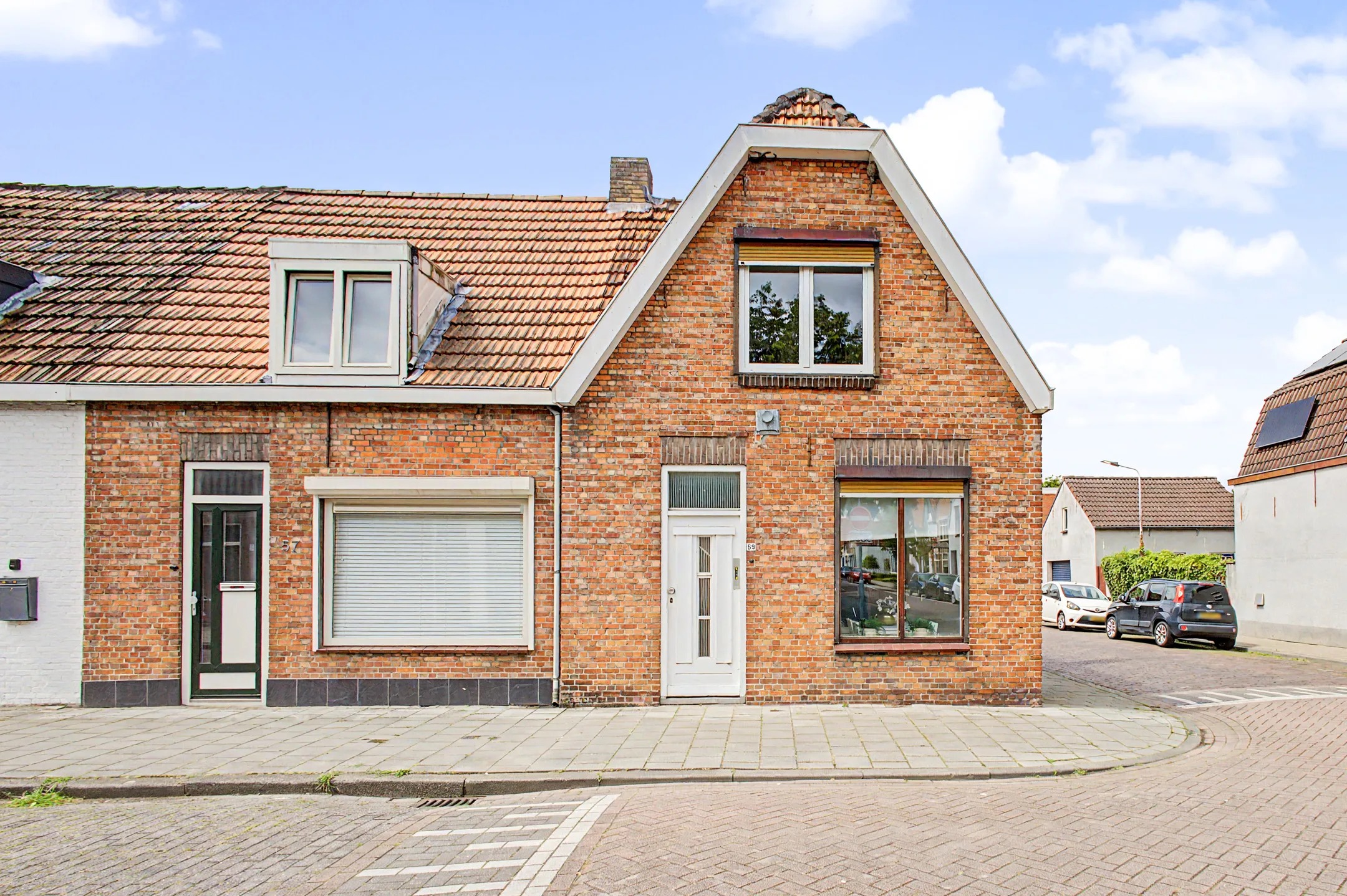 Halfvrijstaande woning Julianastraat 59 in Axel