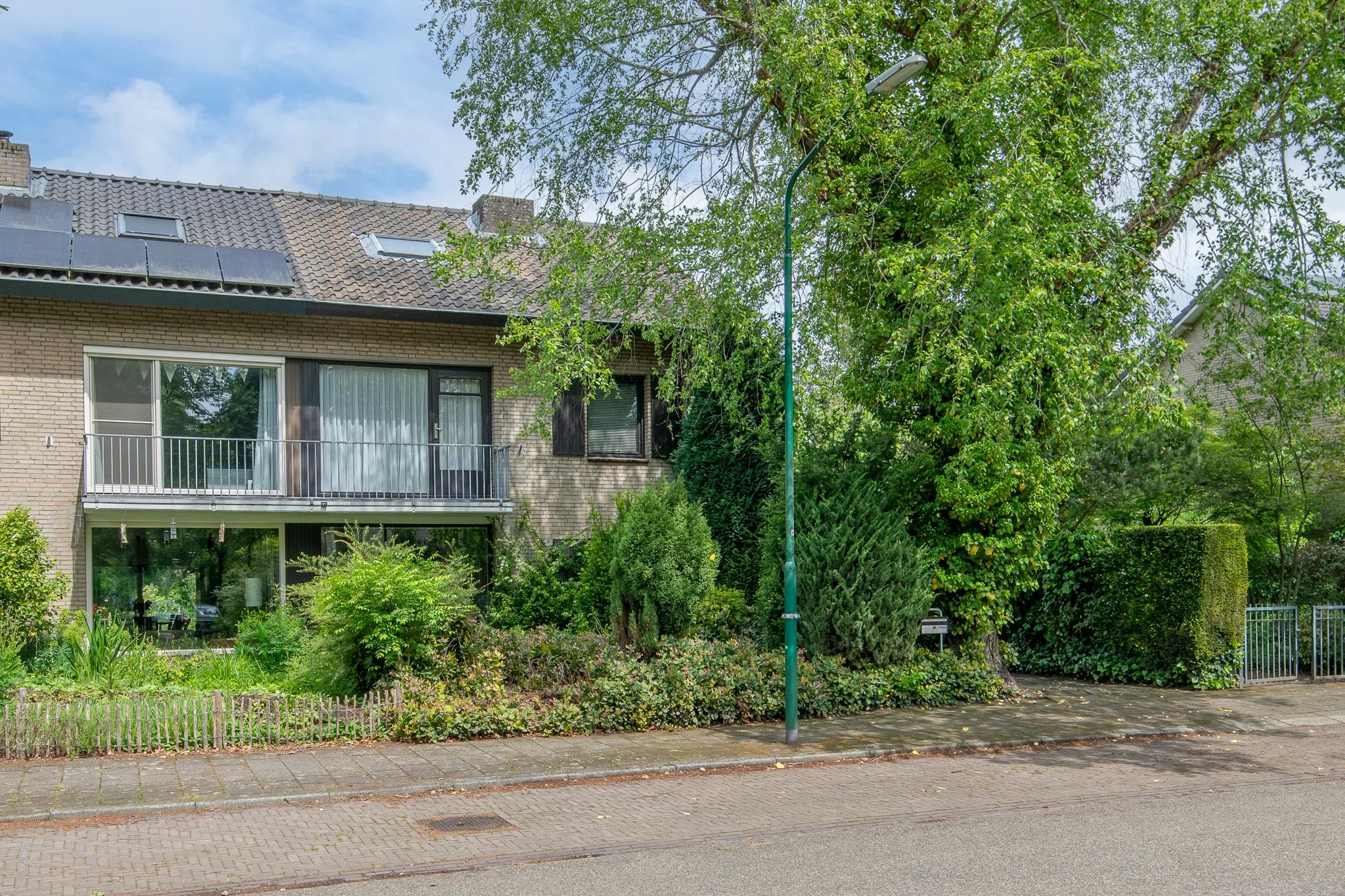 2-onder-1-kapwoning Beukenlaan 11 in Waalre