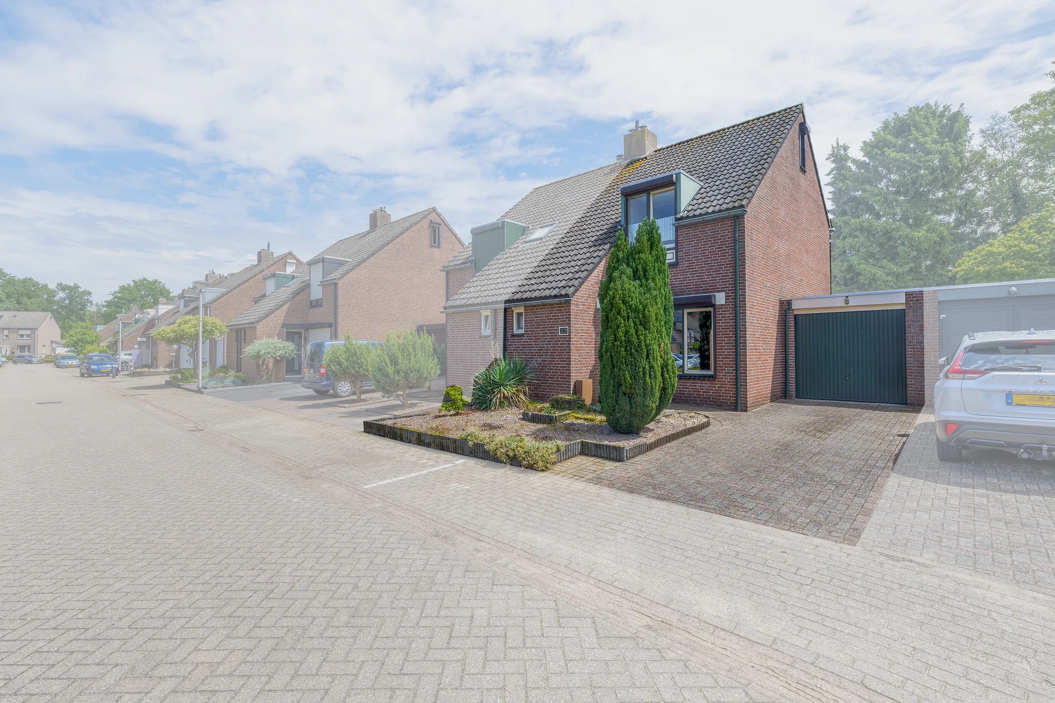 Geschakelde 2-onder-1-kapwoning Hertenkamp 22 in Tegelen