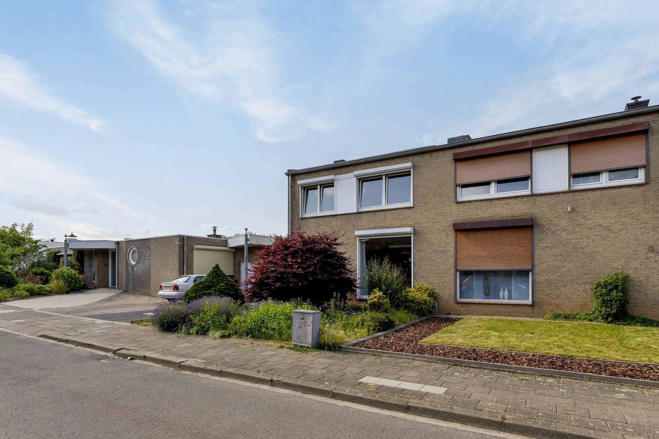 2-onder-1-kapwoning Europastraat 17 in Schinnen