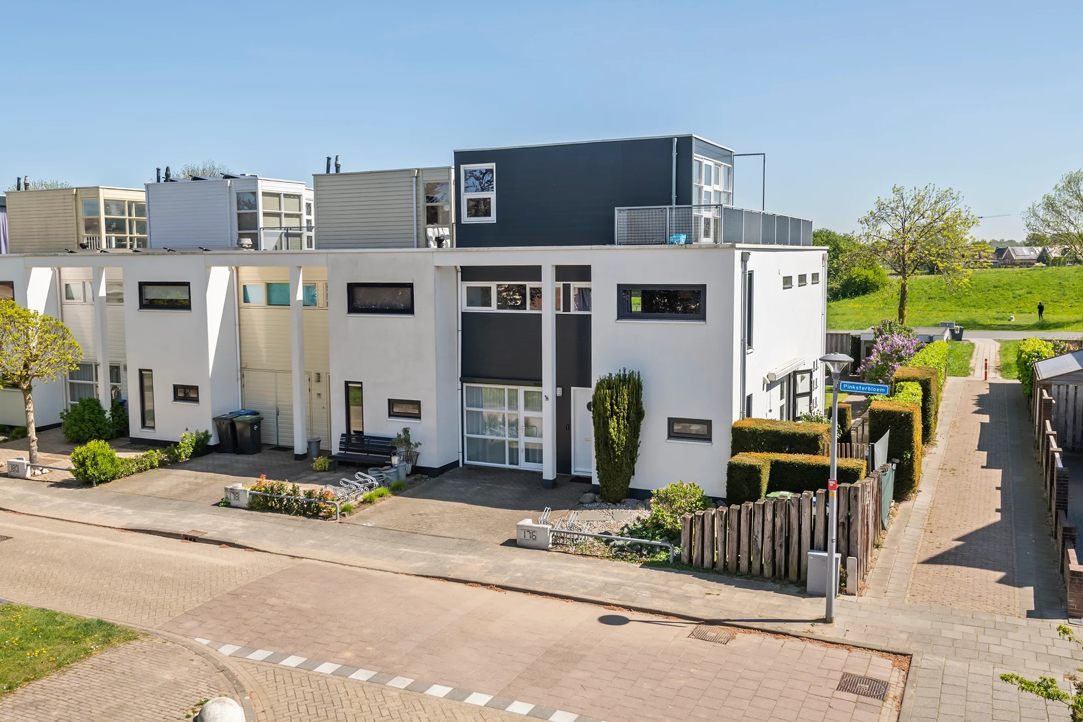 Hoekwoning Zonnedauw 176 in Tiel