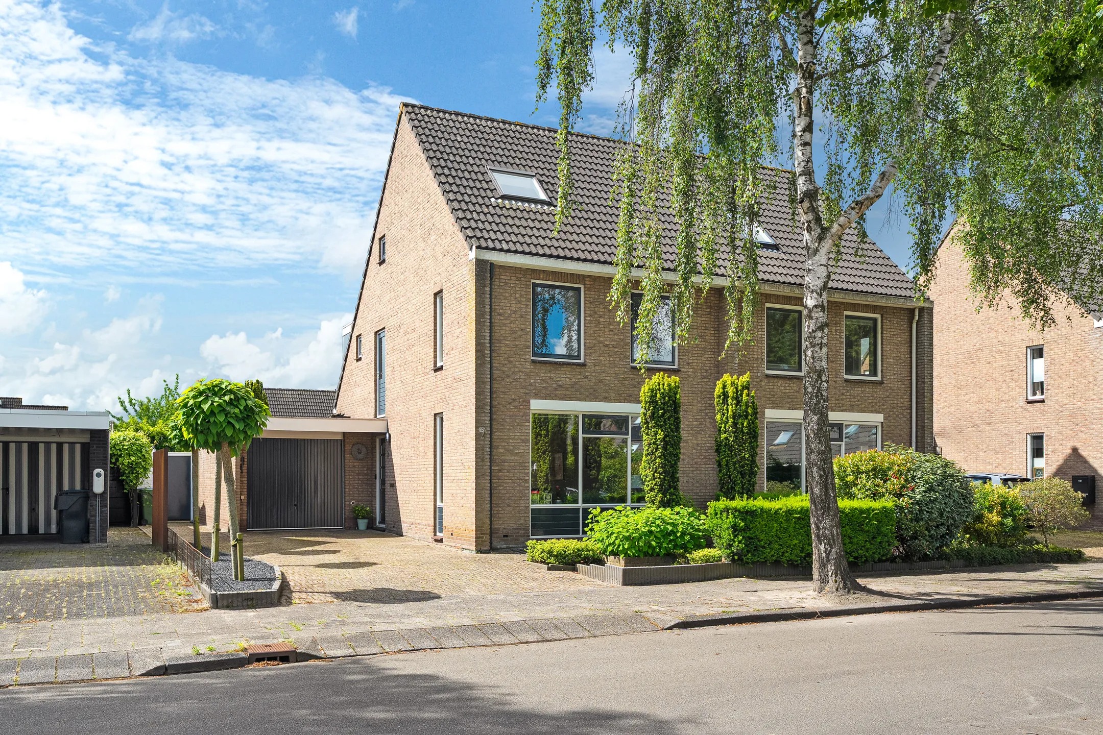 Geschakelde 2-onder-1-kapwoning Solckamastins 12 in Leeuwarden