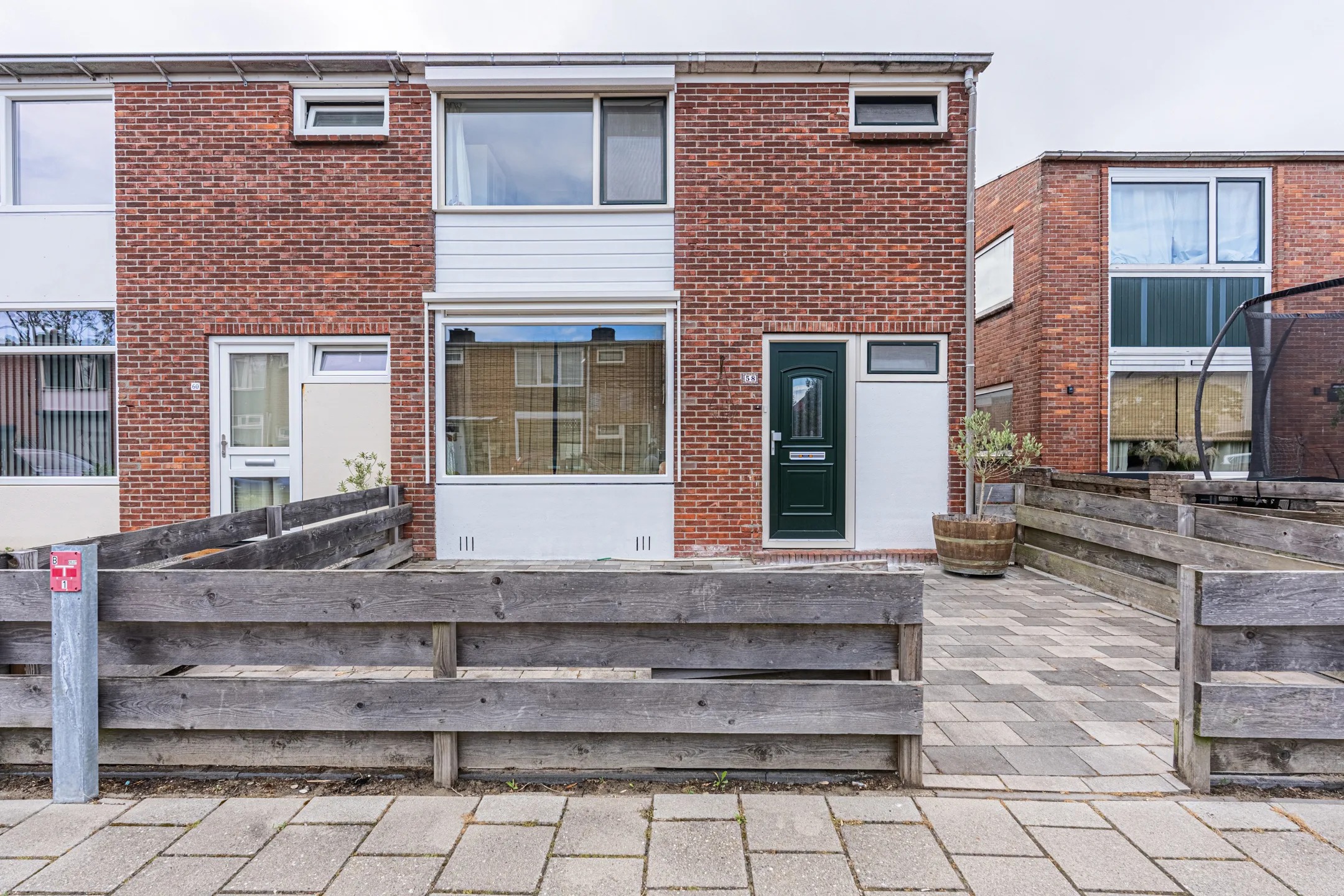 Hoekwoning Willem van de Veldelaan 58 in Vlissingen