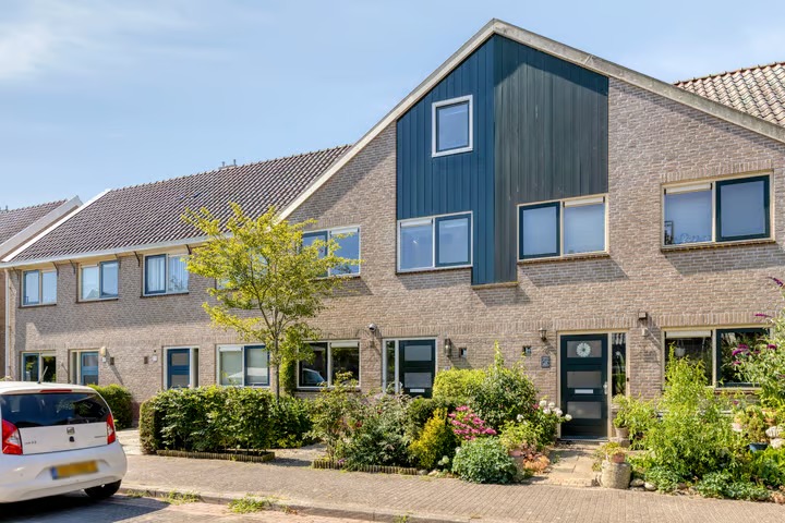 Tussenwoning Kleine Werf 4 in Oosthuizen