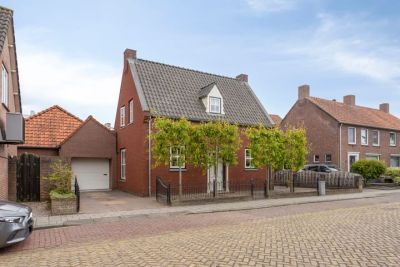 Eengezinswoning, vrijstaande woning Antwerpsestraat 41 in Made