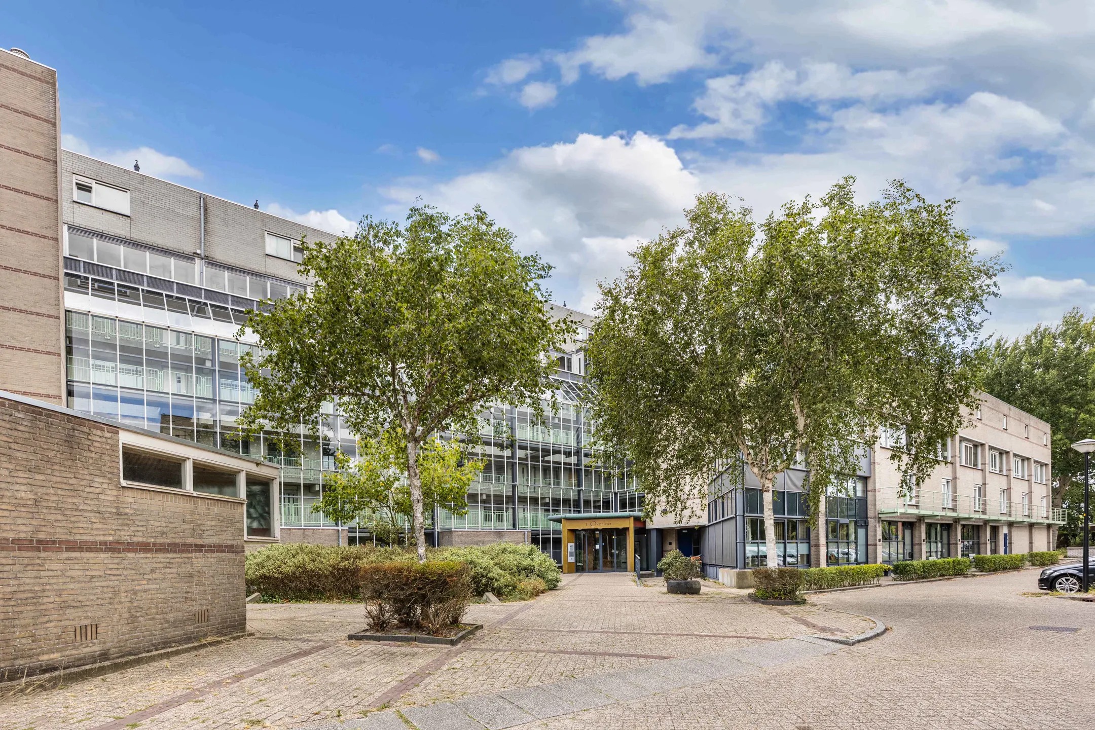 Galerijflat Laan der Nederlanden 142 in Beverwijk