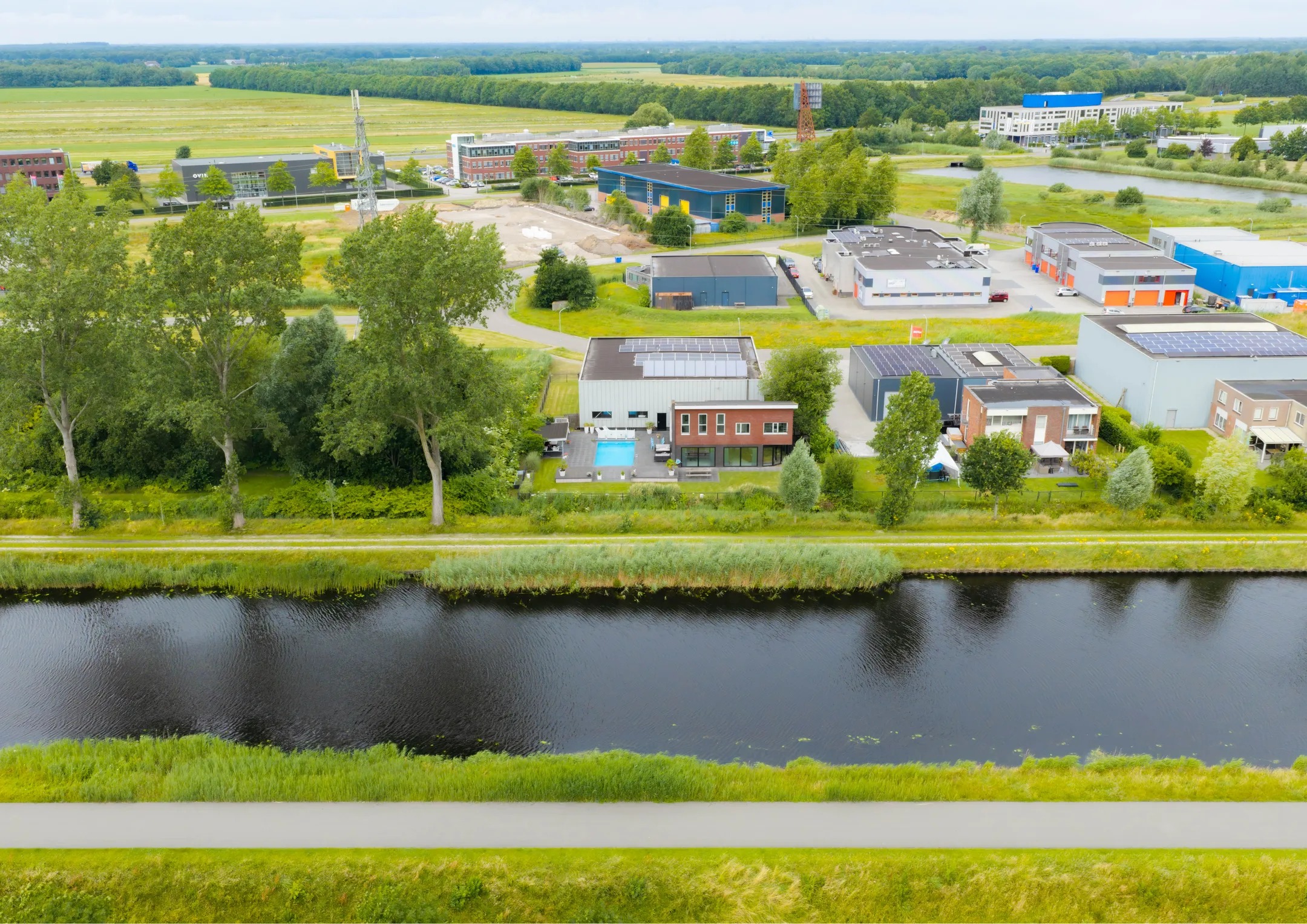 Vrijstaande woning (bedrijfs- of dienstwoning) Amerikaweg 44 A in Assen