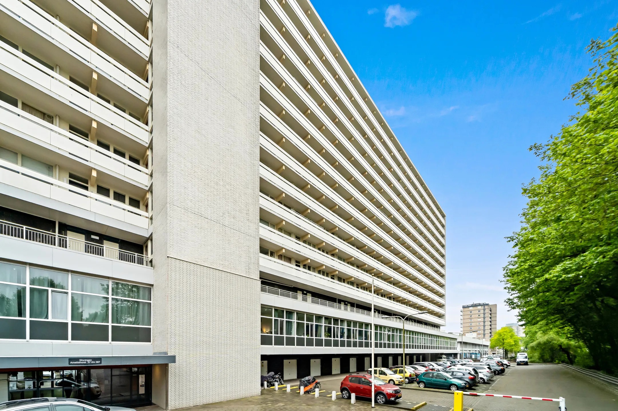 Galerijflat Ametisthorst 213 in Den Haag