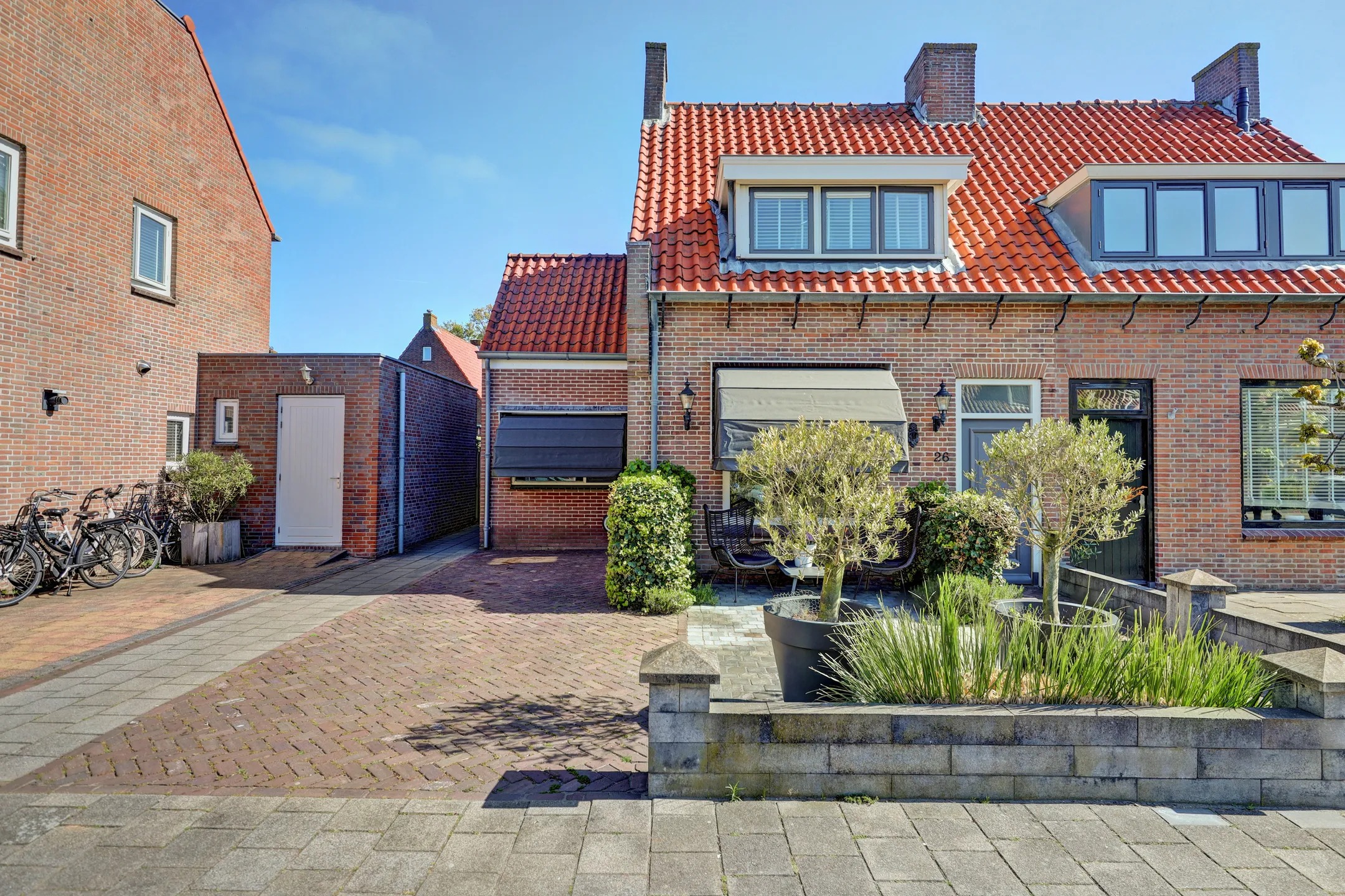 2-onder-1-kapwoning Burgemeester Lotsystraat 26 in Valkenburg