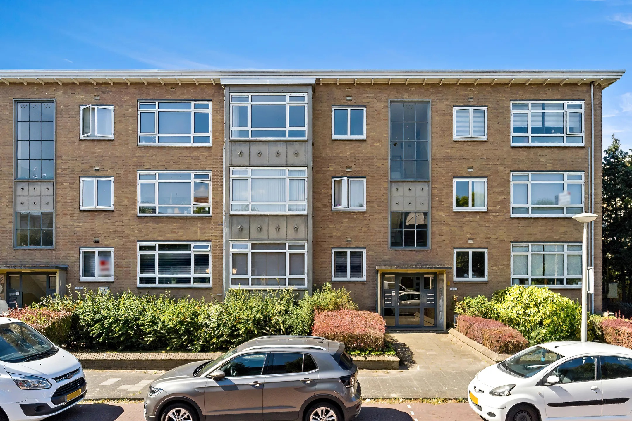 Bovenwoning Vriezenveenstraat 15 in Den Haag