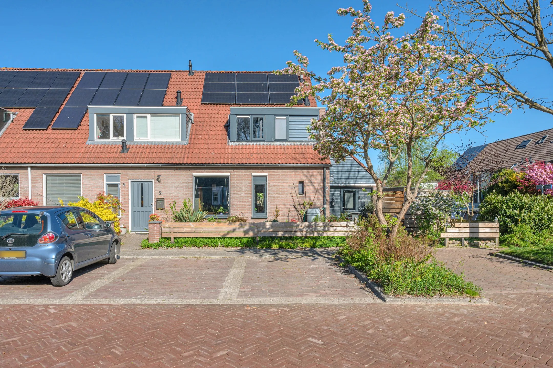 Hoekwoning Tussenkoelen 1 in Haren Gn