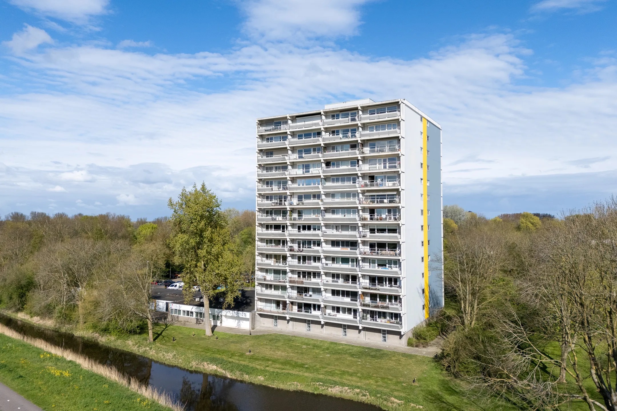 Bovenwoning Burgemeester D. Kooimanweg 893 in Purmerend