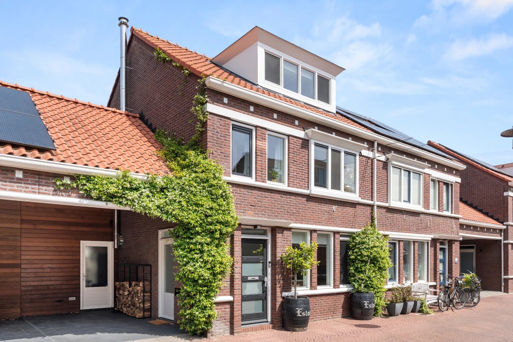 Geschakelde 2-onder-1-kapwoning Noorderhout 9 in Ede